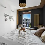 Apartament Wola - Parking, Balcony, Workdesk - By Rentujemy *