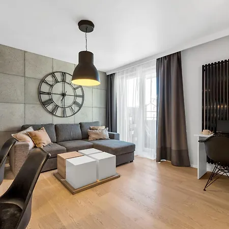 Wola - Parking, Balcony, Workdesk - By Rentujemy *