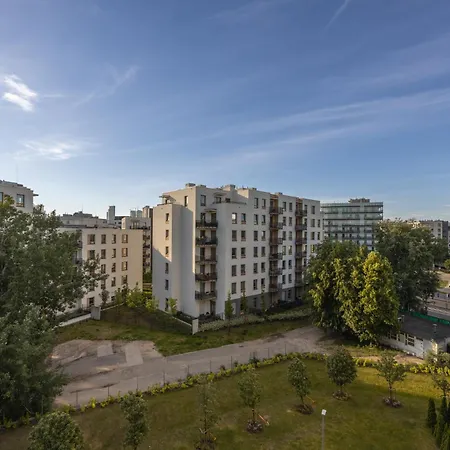 Lägenhet Wola - Parking, Balcony, Workdesk - By Rentujemy