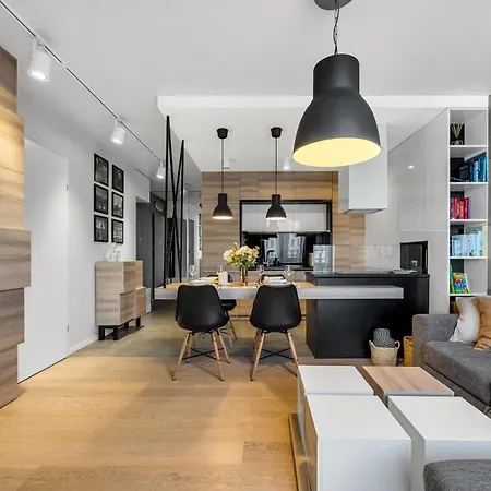 Апартаменты Wola - Parking, Balcony, Workdesk - By Rentujemy